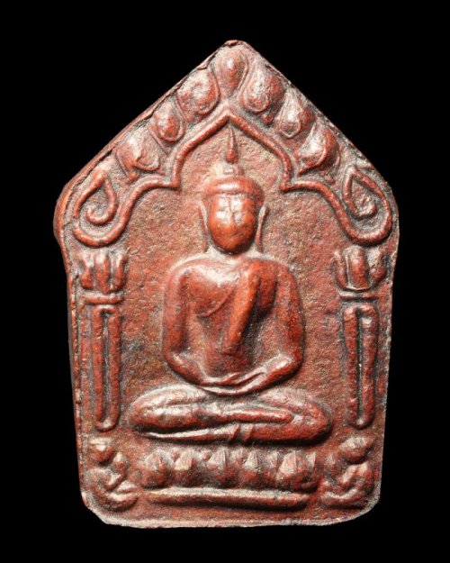 ขุนแผน ผงพรายกุมาร หลวงปู่ทิม ปี 15 เนื้อน้ำปูนกินหมาก หยดเทียนชัยตอกโค้ตเลข 3 รหัสองค์ที่ 44 