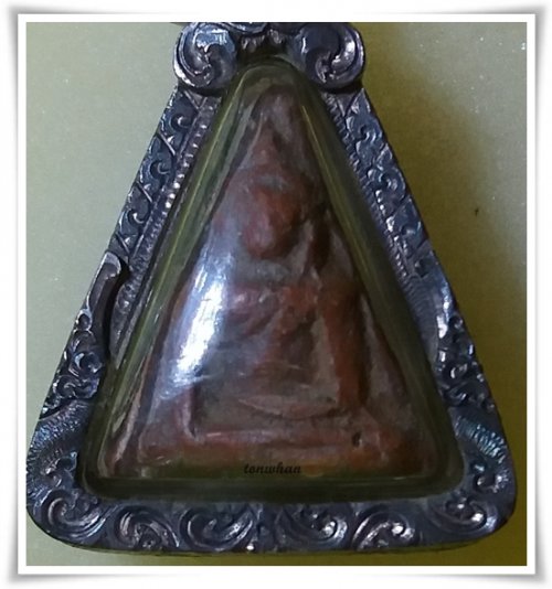 พระนางพญา พิมพ์สังฆาฏิ 